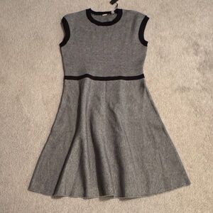 NWT T Tahari Gray and Black Sleeveless High Neck Midi Dress Small